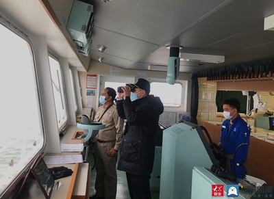 守好威海防疫“大門”② 海上戰線嚴守，港口高效運轉｜安全戰疫兩手抓的硬核擔當